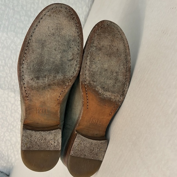 FRYE WOMENS CARA PICKSTITCH MID BOOT 8 - Picture 9 of 16